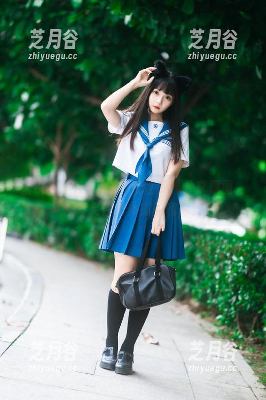 蜜桃社-Rola 蜜桃社 - Rola的瑜伽世界:分享原图,探索灵性和体态的和谐美