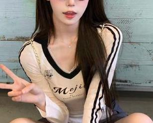 蜜桃社 – 万圣节不只是糖果：伊琳通过写真作品集为你展现节日的奇妙视角！