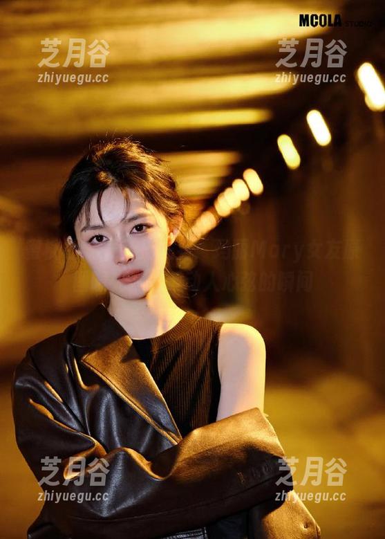 蜜桃社-玛丽Mary 蜜桃社 - 更新抢先看:玛丽Mary女友原图曝光,邂逅动人心弦的瞬间