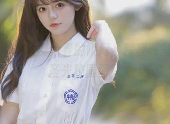 语画界 – 凝聚青春的瞬间，程程程呈现无圣光校园图集