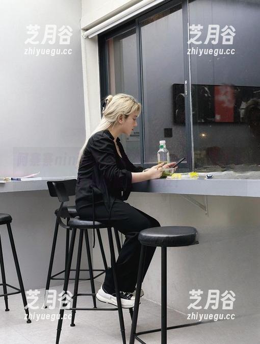 阿寨寨ninja 阿寨寨ninja的JK写真在线合集,尽显少女心的浪漫与俏皮!