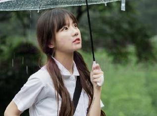 青豆客 – 无圣光之下的谭晓彤：天台写真合集，尽情体验她的个人魅力