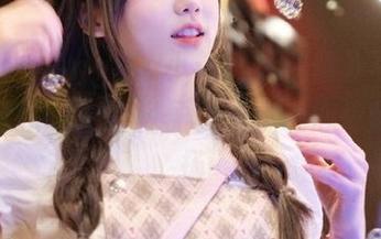 魅妍社 – Angela小热巴《灰丝》写真集：精选秋风中的轻盈舞步，让心情随之飘扬