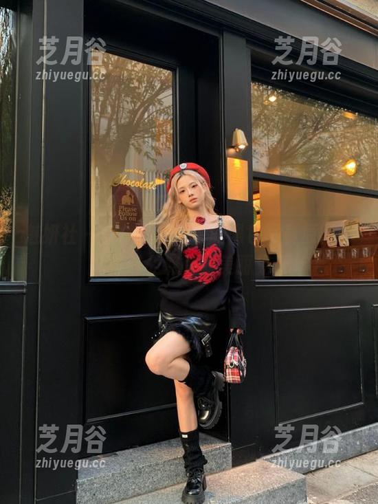 魅妍社-小尤奈 魅妍社 - 每一幅小尤奈的黑色写真原图,都是时光流转的美丽见证