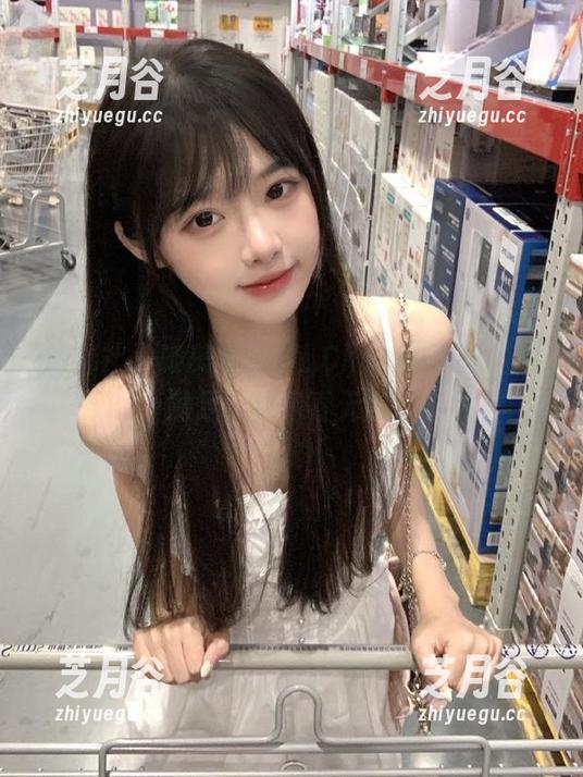 魅妍社-绯月樱_Cherry 魅妍社 - 唯美绯月樱_Cherry私拍图包,裸足绽放青春无限可能